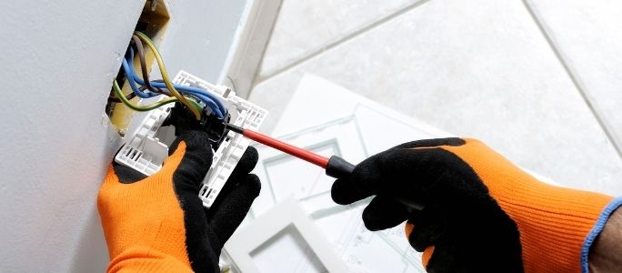 Top 7 Common Electrical Problems and Solutions Top 7 Common Electrical Problems and Solutions