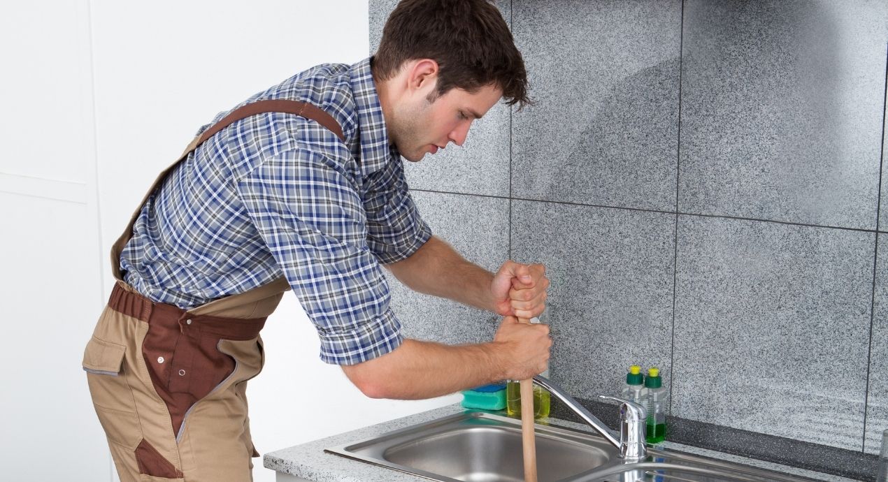 Best Ways to Unclog a Kitchen Sink Drain
