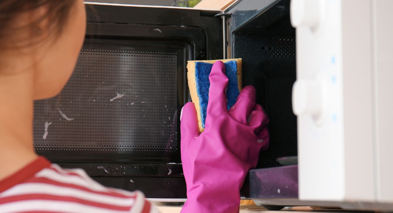 How to Sanitize Your Microwave Safely and Correctly