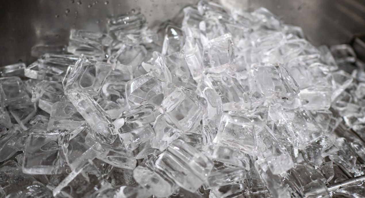 Common Ice Maker Problems You'll Face During Winter - EasyIce